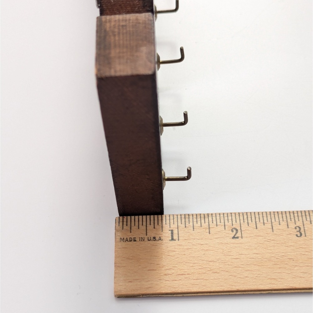 Vintage Wood Keys Word Sign w/Brass Hooks Holder Wall Rack Rustic MCM - Picture 14 of 14